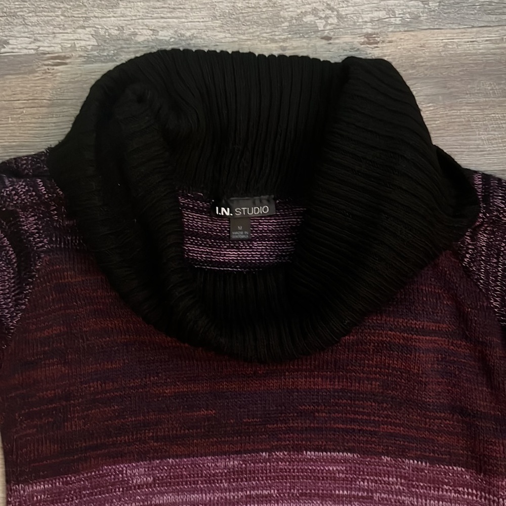 Sweater - Picture 3 of 5